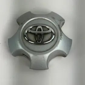 42603-0r030 Toyota 42603-0r020 Wheel Center Cap Silver Fits Tacoma Sequoia Oem