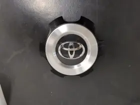 4260b-35120 Toyota 4 Runner Black Center Cap 4260b-35120 Toyota 4 Runner Black Center Cap