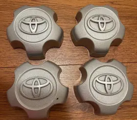 4260b-0r010 Toyota 4260b-oro10 4 Center Caps Rav4 Fits 17 Inch Steel Wheel Only 2006-2012 Oem 4260b-0r010 Toyota 4260b-oro10 4 Center Caps Rav4 Fits 17 Inch Steel Wheel Only 2006-2012 Oem