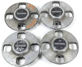 42621-14020 Toyota 1983-1985 Cressida Center Cap Hub 4-slot Alloy Jdm Vtg 42621-14020 Toyota 1983-1985 Cressida Center Cap Hub 4-slot Alloy Jdm Vtg