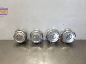 Toyota 580.to1301 01 2001 Landcruiser Wheel Cap Set