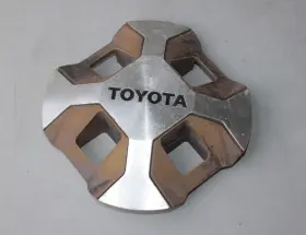 716101 Toyota 1982-1986 Celica Supra Van Wagon Wheel Rim Hubcap Center Cap