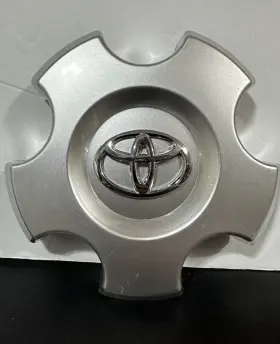 Sf0620094-06 Toyota 2003-2007 Oem Tundra Silver Center Cap