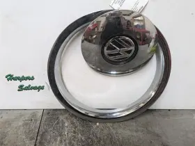 580.vw1c12 Volkswagen 17 Inch Wheel Rim Center Cap And Beauty Ring 2012 Beetle