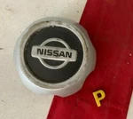 Sale #p 1) 1998-2004 Nissan Frontier Xterra Silver Center Cap Hub 40315 7Z100 Used. Price: $19.95.