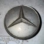 2014010225 Center Cap Mercedes-benz C-class DE1450621-81 Oem Vintage Metal Used. Price: $99.99.