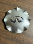 2006 2007 Infiniti M35 Silver Painted Hub Cover 40315 EH010 Used. Price: $19.75.