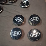 Oem 2021-2025 Hyundai Set Of 4 Black Center Wheel Caps 52960-L1150 Used. Price: $16.00.