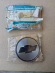 Genuine Gm 1977 Chevrolet Impala Bowtie Center Wheel Cap Insert 386361 New. Price: $16.00.