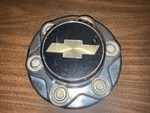 1988-99 Chevy 1500 Van Truck Silverado Suburban Center Cap 15550420-B Used. Price: $14.98.