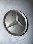 2014010225 Center Cap Mercedes-benz C-class DE1450621-81 Oem Vintage Grey Used. Price: $30.00.