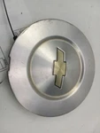2005 Chevrolet Trailblazer 17" Wheel Center Cap Used. Price: $29.99.