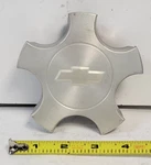 2008 Chevrolet Equinox Center Wheel Cap For 16" Oem Used. Price: $42.16.