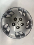 One 1999 Chevrolet Malibu # 3231 15" Hubcap Wheel Cover Gm Part 09593869 Remanufactured. Price: $55.00.