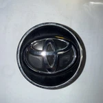 Oem Toyota Avalon Camry Sienna Highlander RAV4 42603-06150 Rim Center Hubcap Used. Price: $23.00.