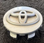 13 14 15 Toyota RAV4 Oem Wheel Center Cap 426030R010B Used. Price: $20.84.
