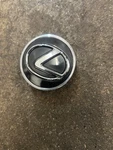 Lexus Center Cap (P10276). IS250T 74364 Used. Price: $34.19.