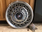 (1) 1991-92 Buick Roadmaster 15" Wire Spoke Hubcap Wheel Cover #1133 10201267 Used. Price: $199.75.