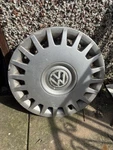 Original Vw Bora Golf Wheel Cover 15 Inch 1J0601147H 1424 Used. Price: $20.31.