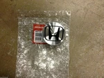 Genuine Honda Aluminum Wheel Plastic Center Cap 44732-S5P-A01 New. Price: $24.98.