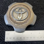 2001-2007 Toyota Highlander Oem Center Wheel Hub Cap Rim Lug Dust Cover 69397 At Used. Price: $29.99.