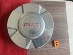 Sale #b (1) 2007-2012 Gmc Acadia Center Cap Hub Cover 9596977 Used. Price: $14.95.