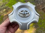 Toyota Tundra Oem Wheel Center Cap Silver 4260B-0C030 2014 2015 2016 2017 2018 Used. Price: $19.95.
