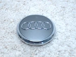 2008 2015 Audi Q7 Oem 18" Alloy Wheel Center Cap 4LO-601-170 #2B-10 Used. Price: $15.00.