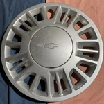 Chevy Malibu Wheel Cover 9593496 15" Hubcap 2000 2001 2002 2003 2004 2005 Oe Used. Price: $44.99.