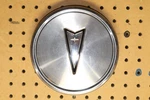 One 1987-1989 Pontiac Bonneville 1539 15" Aluminum Wheel Center Cap 10044163 Used. Price: $9.95.