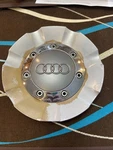 Audi Q7 Oem Center Cap, 2007 - 2013, P/n 4L0 601 165 03 Used. Price: $19.50.