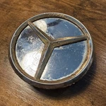 Mercedes Center Cap 89-9022 Original Equipment Used. Price: $24.41.