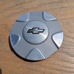 Chevy Trailblazer Center Cap 2002-2003 Part Number 9593383 01 Used. Price: $59.95.