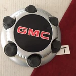 #t 1999-2014 Gmc Center Hub Cap Yukon Sierra Safari Savana 9596667 9598133 Used. Price: $20.95.
