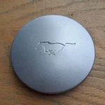 Ford Mustang Center Cap, 1999-2004 Part # XR33 1A096 Fa Repainted Damaged Used. Price: $49.95.