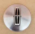 1988 1989 Lincoln Continental Wire Hubcap Center Emblem E80C-1130-FA Used. Price: $29.95.