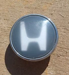 Honda Cr-v, Accord Center Cap, 1998-2002 Part # 08W40 TB6 B000 04 Used. Price: $19.95.