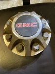 Oem Used 2008-2010 Gmc Sierra Front Center Cap 9597357. Price: $10.00.