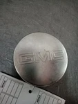 Denali Xl 2007 Center Cap Wheel 7588241 Used. Price: $36.69.