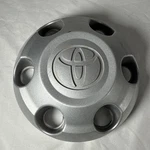 Center Hubcap Toyota Tacoma 42603-04010 Spoke Oem 16" Wheel 05-23 2V5 Used. Price: $19.99.
