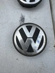 Used Single Center Cap Volkswagen Jetta Golf Toureg Passat Routan # 3B7 601 171. Price: $12.99.
