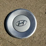 ***oem Hyundai Genesis Wheel Center Hubcap 52960-3M100 2009 2010 2011 2012 Used. Price: $68.00.