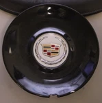 14 15 Cadillac Elr Oem Center Hub Cap Black 22894673 4727 4728 Used. Price: $36.00.