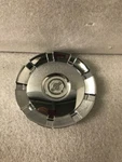 2005 2006 Chrysler 300 Chrome Center Cap 1DJ99TRMAB Used. Price: $26.00.
