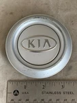 2003-07 Kia Sorento Wheel Center Cover Hubcap Oe Used. Price: $19.75.