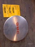 Sonoma 2002 Center Cap Wheel 926988 Used. Price: $45.00.