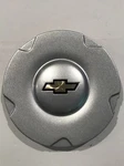 New 2002 - 2003 Chevrolet Trailblazer Painted Silver Oem Center Cap P/n 9593373. Price: $27.50.